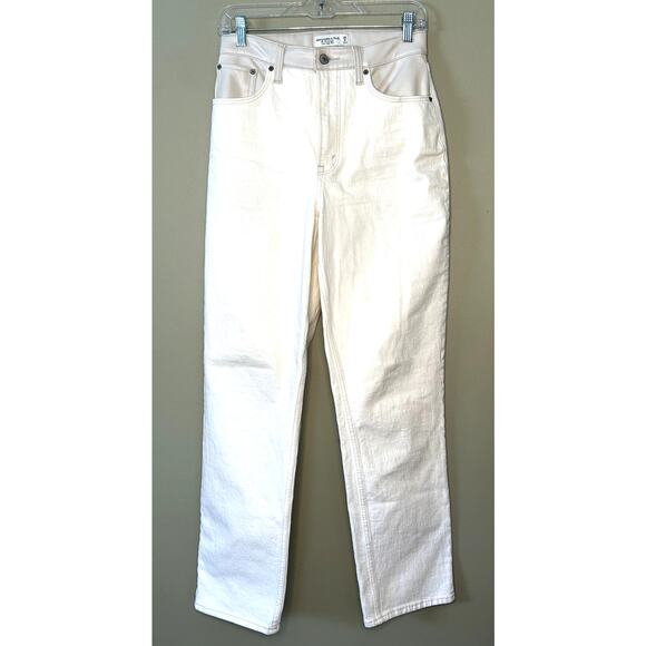 Abercrombie A & F The 90's Straight Ultra High Rise Cream Jeans Curve Love 28/6 - Picture 2 of 11